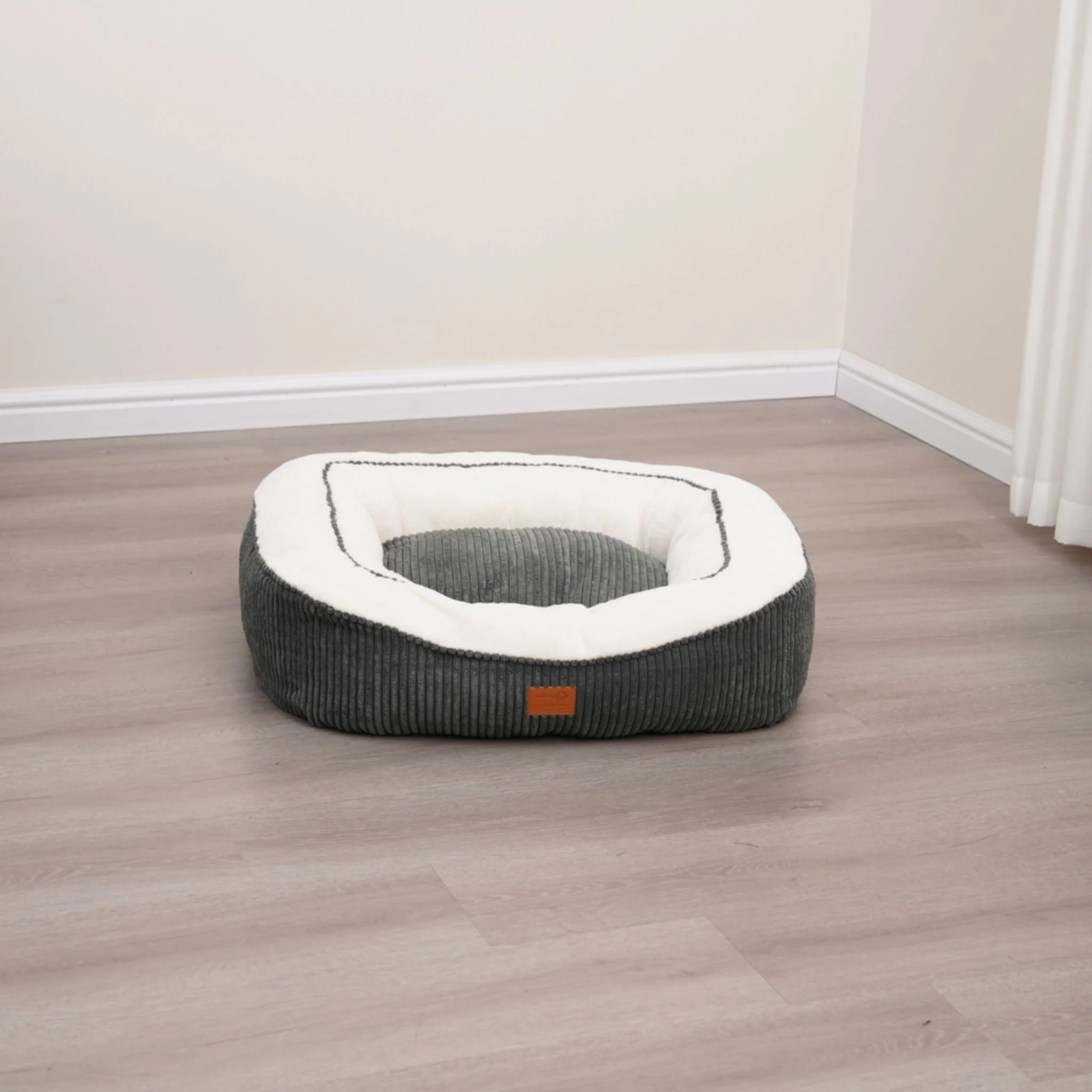 Catry Pet Cushions With Soft Plush And Fabric - 60X55X20cm - Image 2