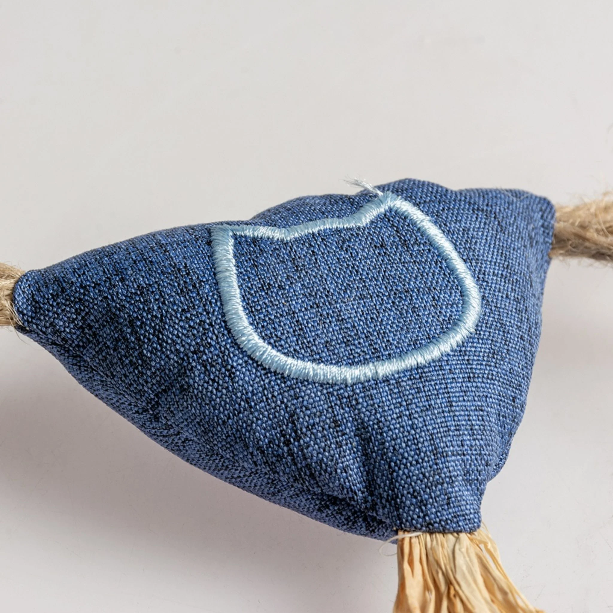 Duvo+ Eco Navy Catnip Cat Toy Triangle Multicolour – 20cm - Image 3