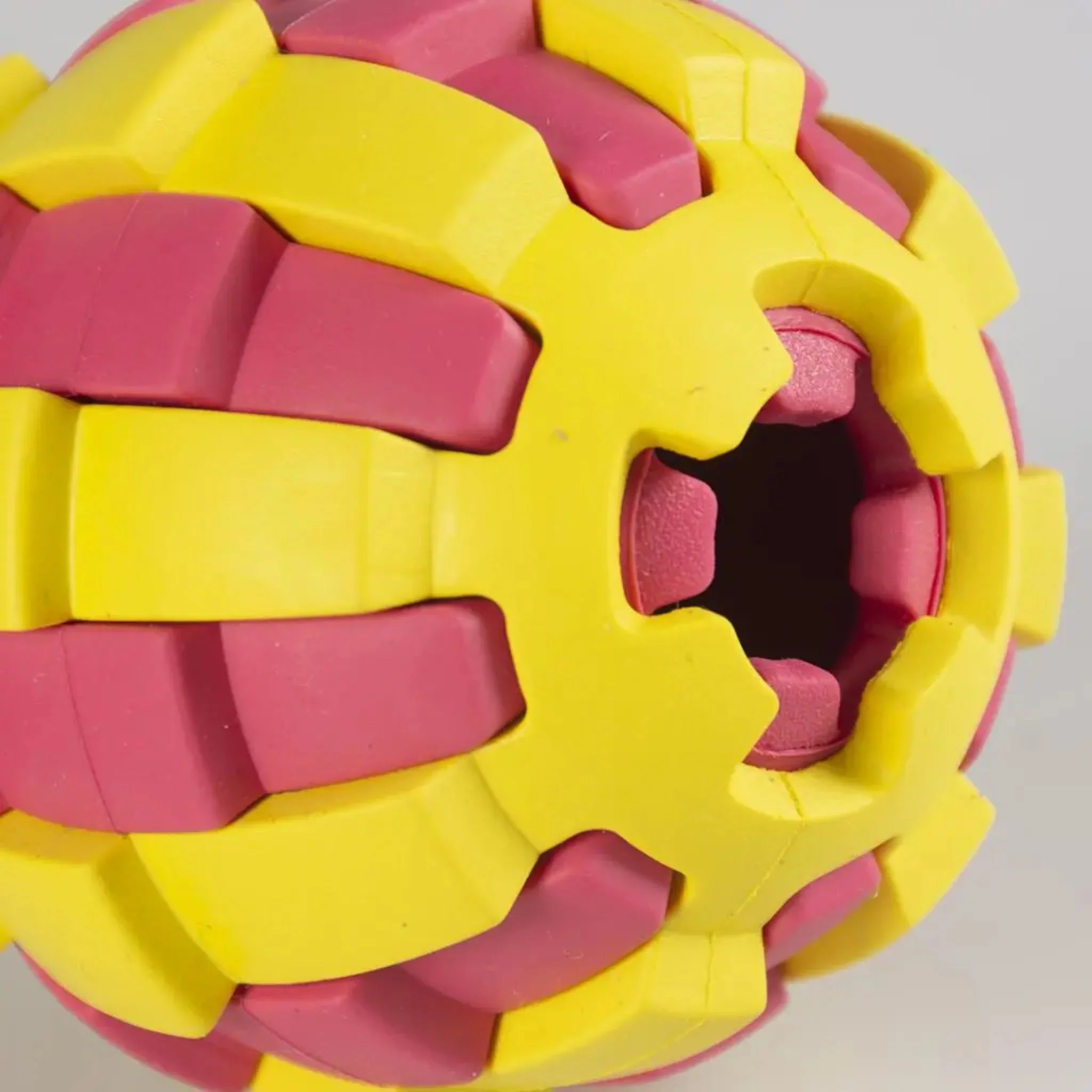 Duvo+ Rubber Pitahaya Dispenser Ball Dog Toy Multicolour – 6.5cm - Image 3