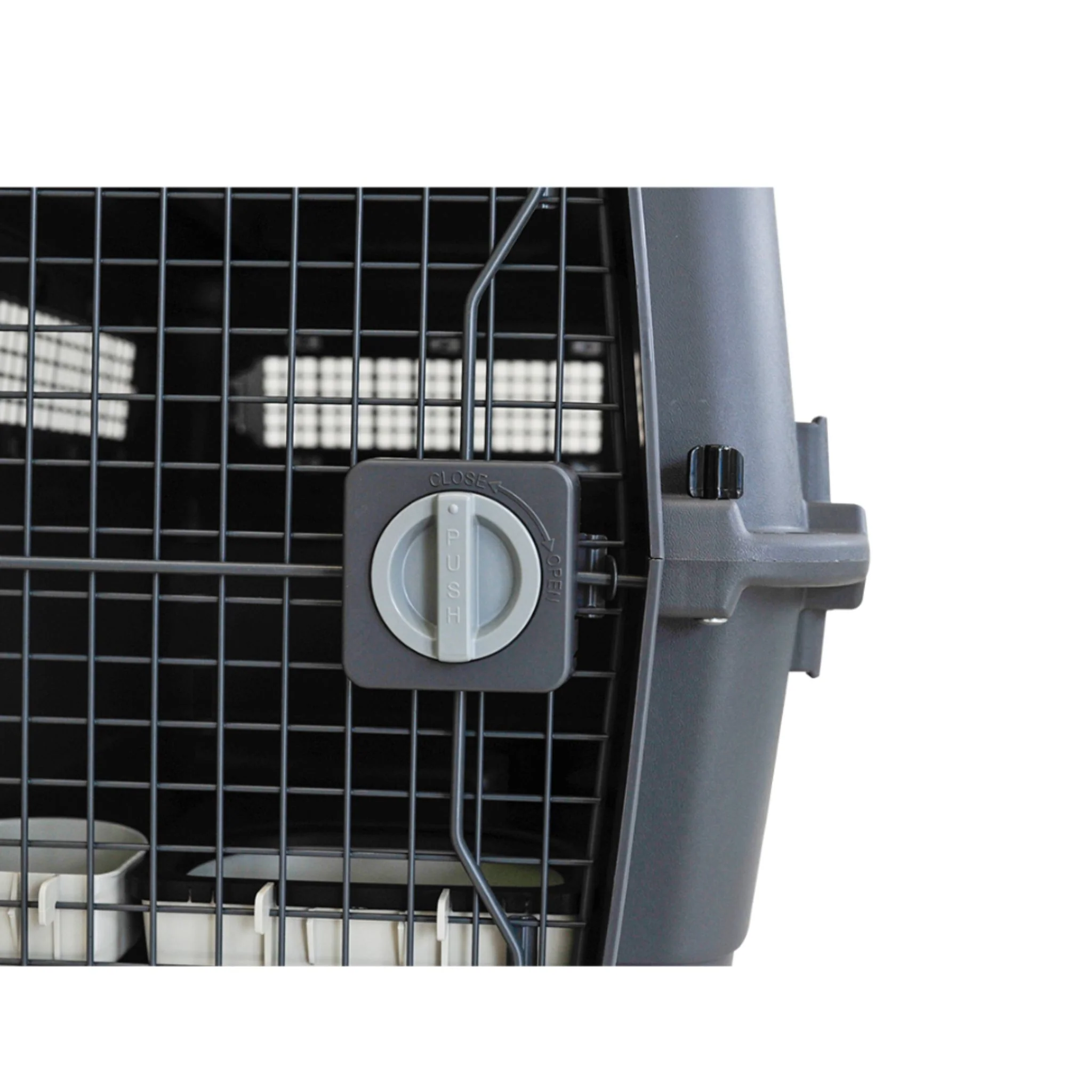 Pet Mode Plastic Pet Transporter – 67.5x51x47cm - Image 3